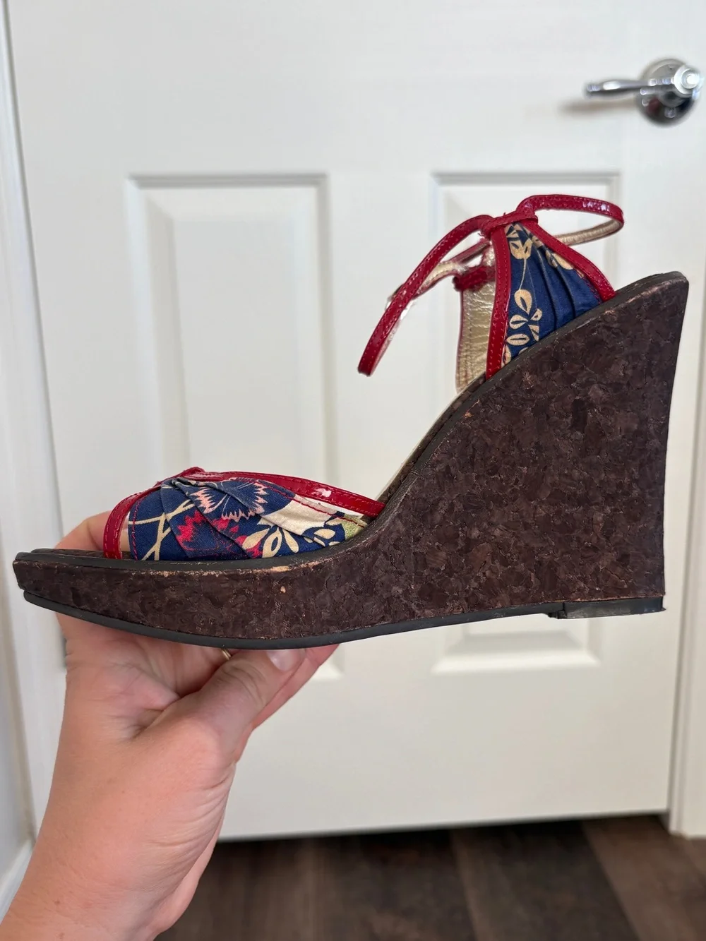 Steve Madden Lynbrook Red Floral Cork Wedge Sandals